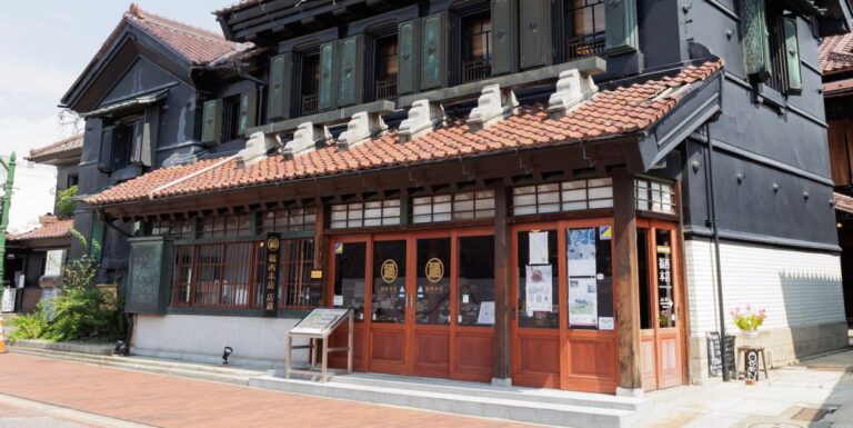 【福島】会津若松の豪商「福西本店」で商家と蔵を見学！ 会津みやげも