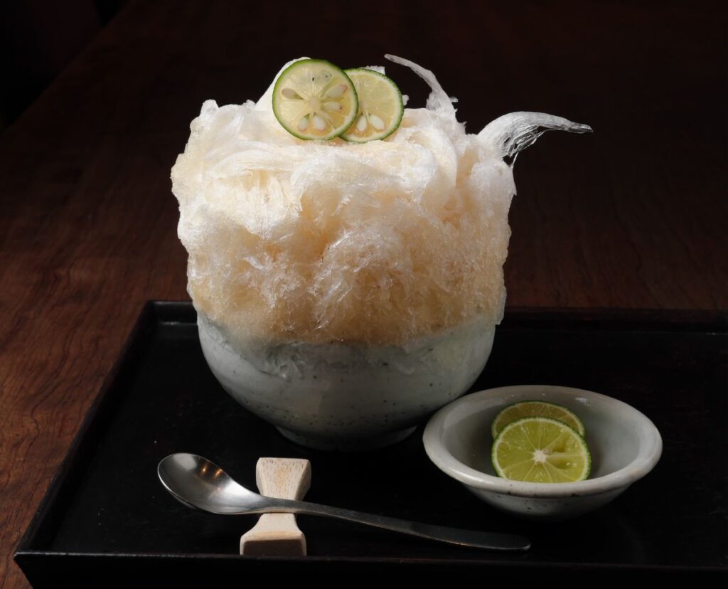 「和三盆すだち」950 円（3月ごろ～秋ごろ提供）