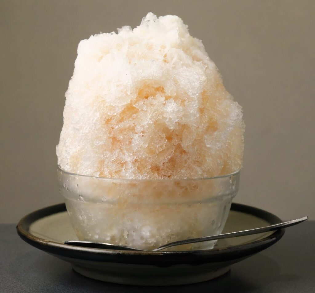 「佐原コーラ氷」880 円（4～10月提供）