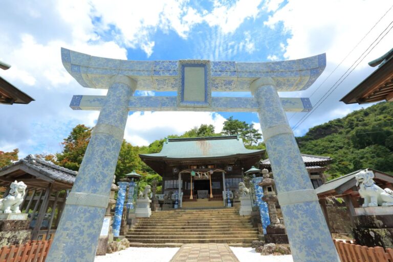 有田・陶山神社は鳥居から御朱印帳まで焼き物尽くし！みどころいっぱいの神社