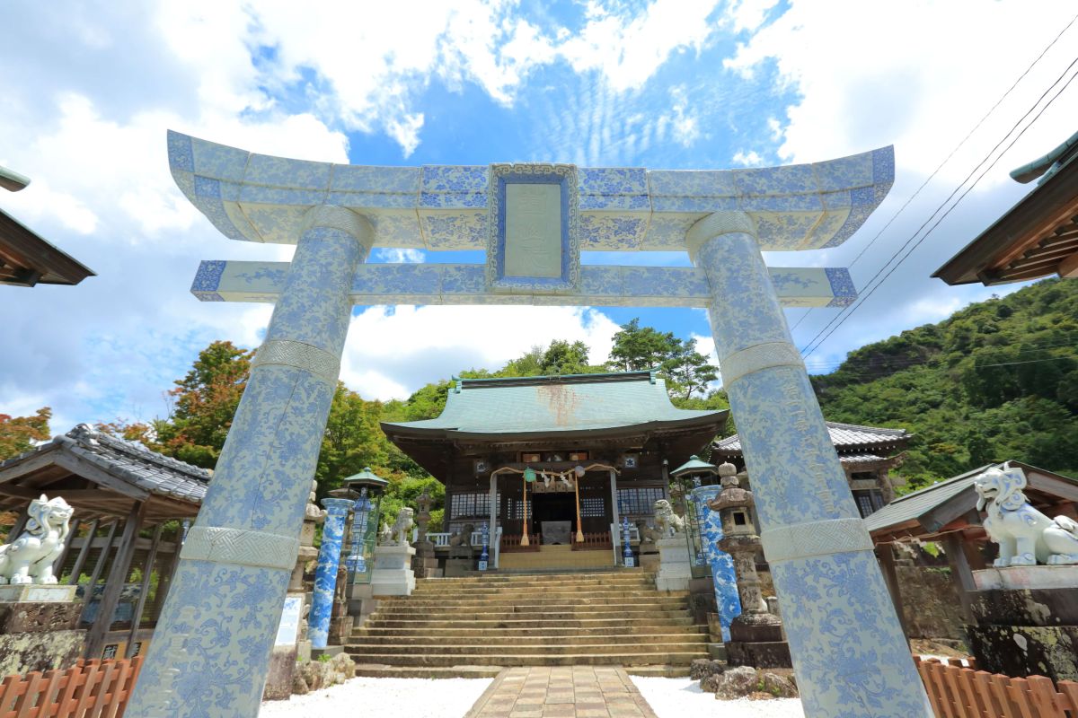 有田・陶山神社は鳥居から御朱印帳まで焼き物尽くし!みどころいっぱいの神社