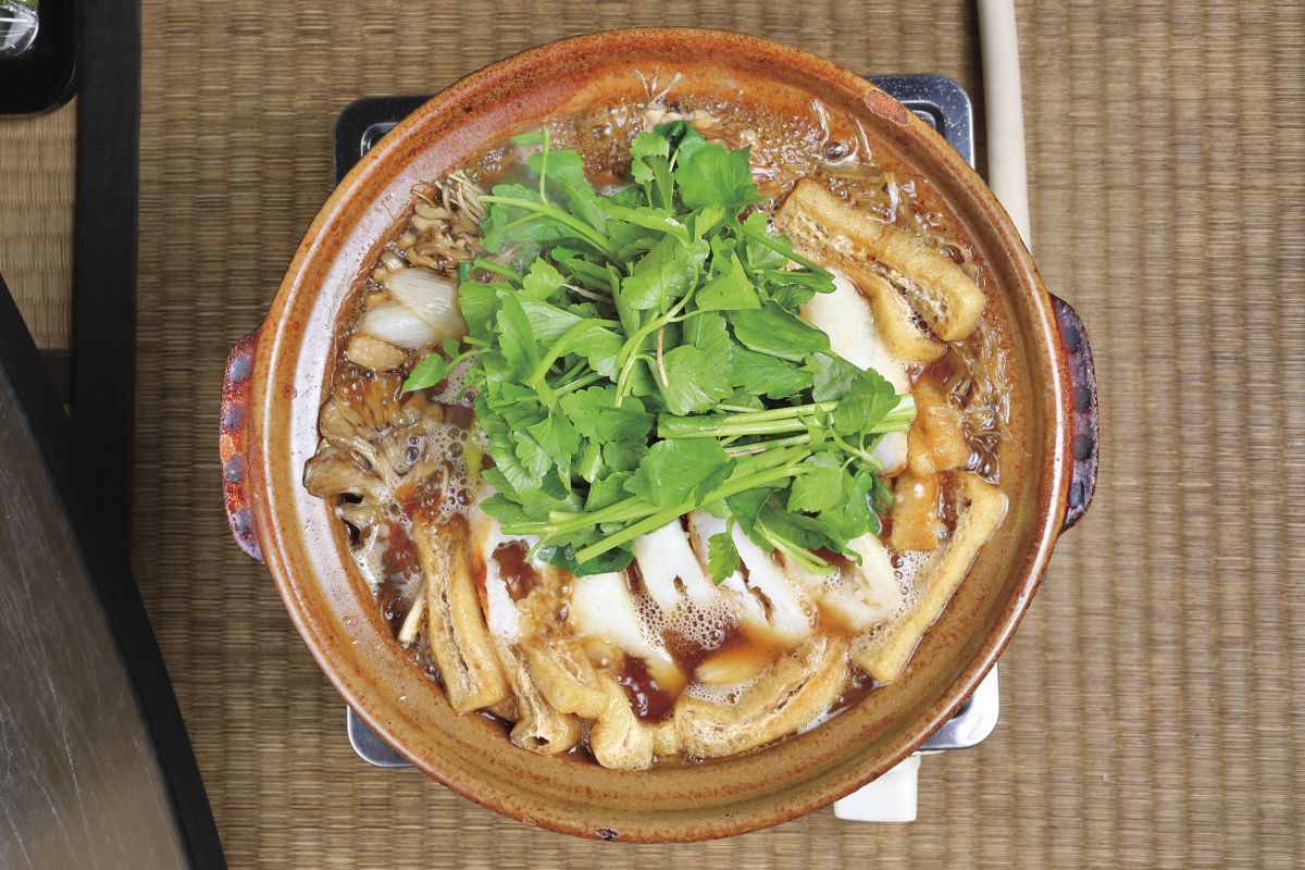 【秋田グルメ】ご当地鍋料理を楽しもう!(きりたんぽ・しょっつる・だまこ・石焼・秋田かやき)