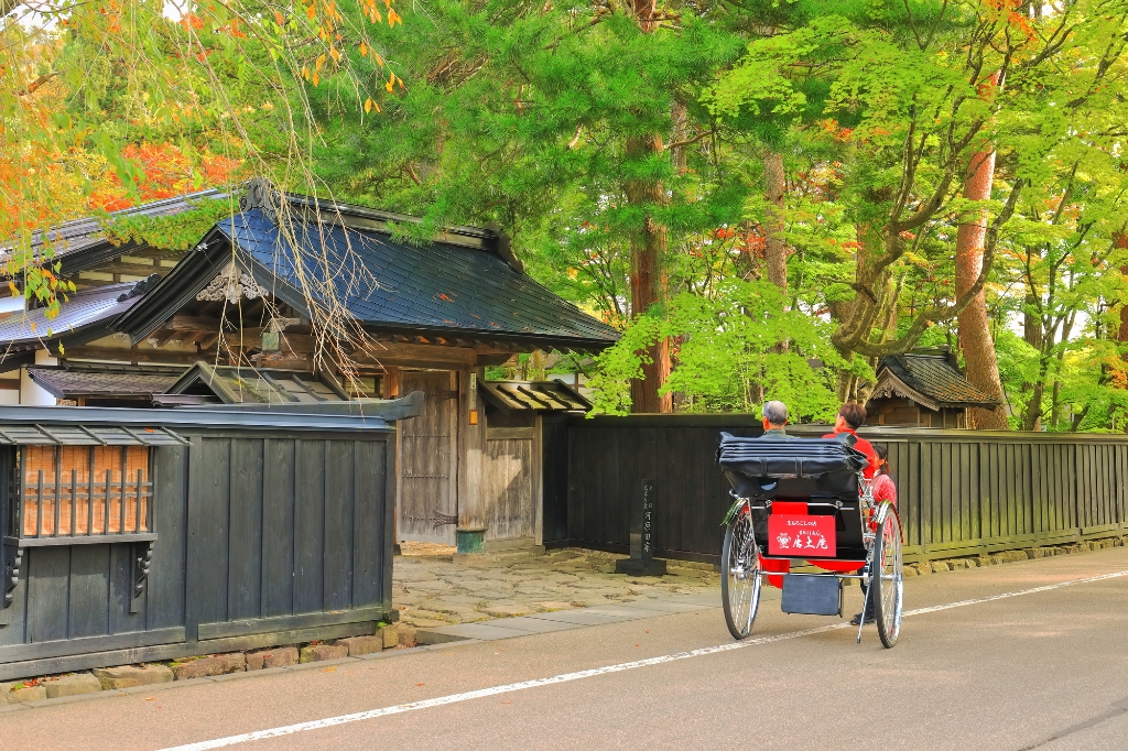 武家屋敷通り3