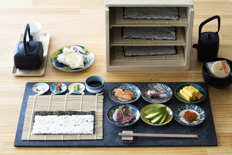 【金沢】山海のネタをおしゃれに巻き巻き、体験型レストラン「COIL」で伝統の細巻き寿司を作って、味わう！