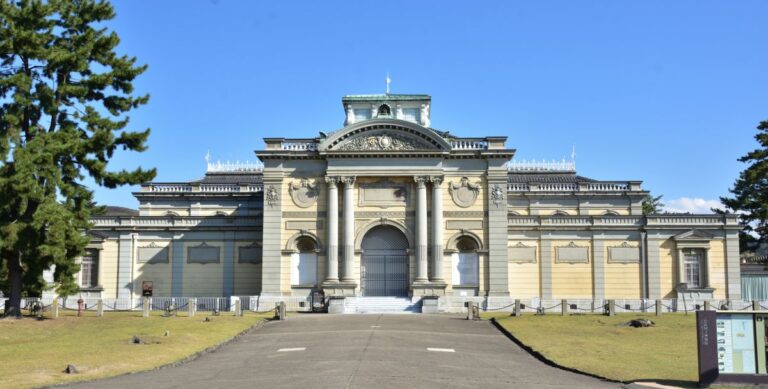 奈良国立博物館を徹底解説！国宝や常設展示は？ アクセスやチケット情報も！