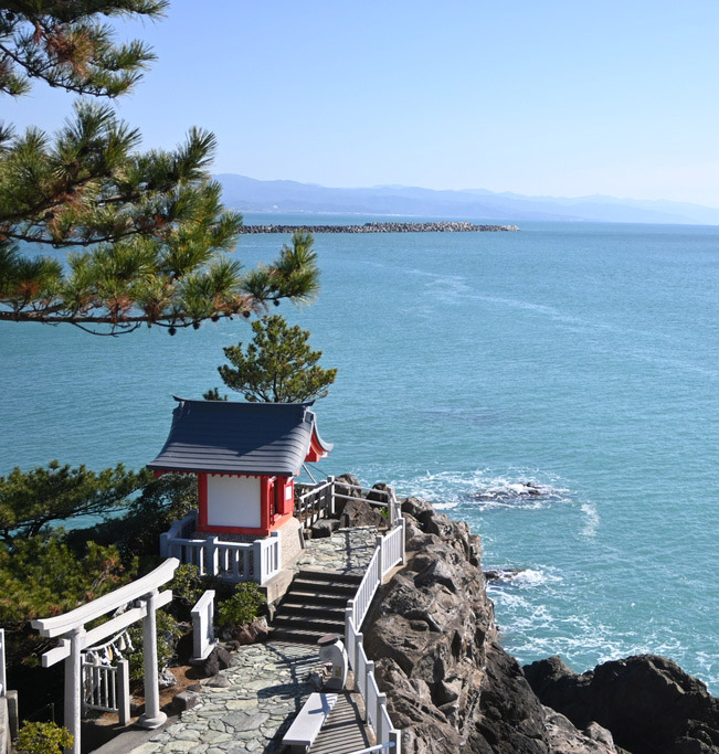 龍王岬