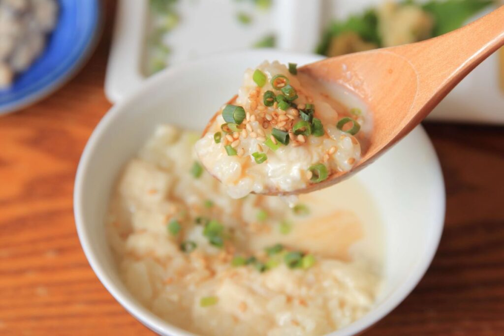 シメはご飯を投入。