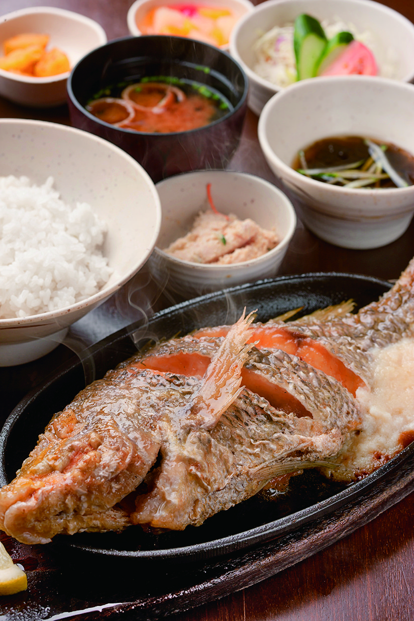 「海鮮料理 浜の家」の魚のバター焼き