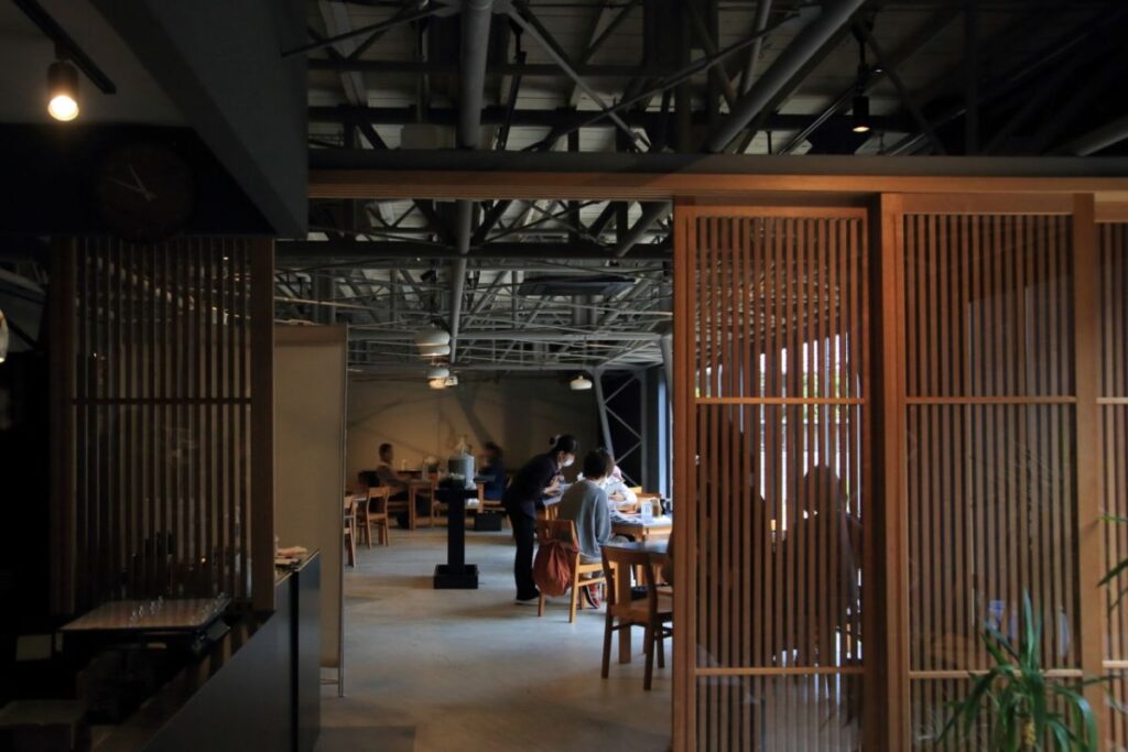 アリタポーセリンラボ店内