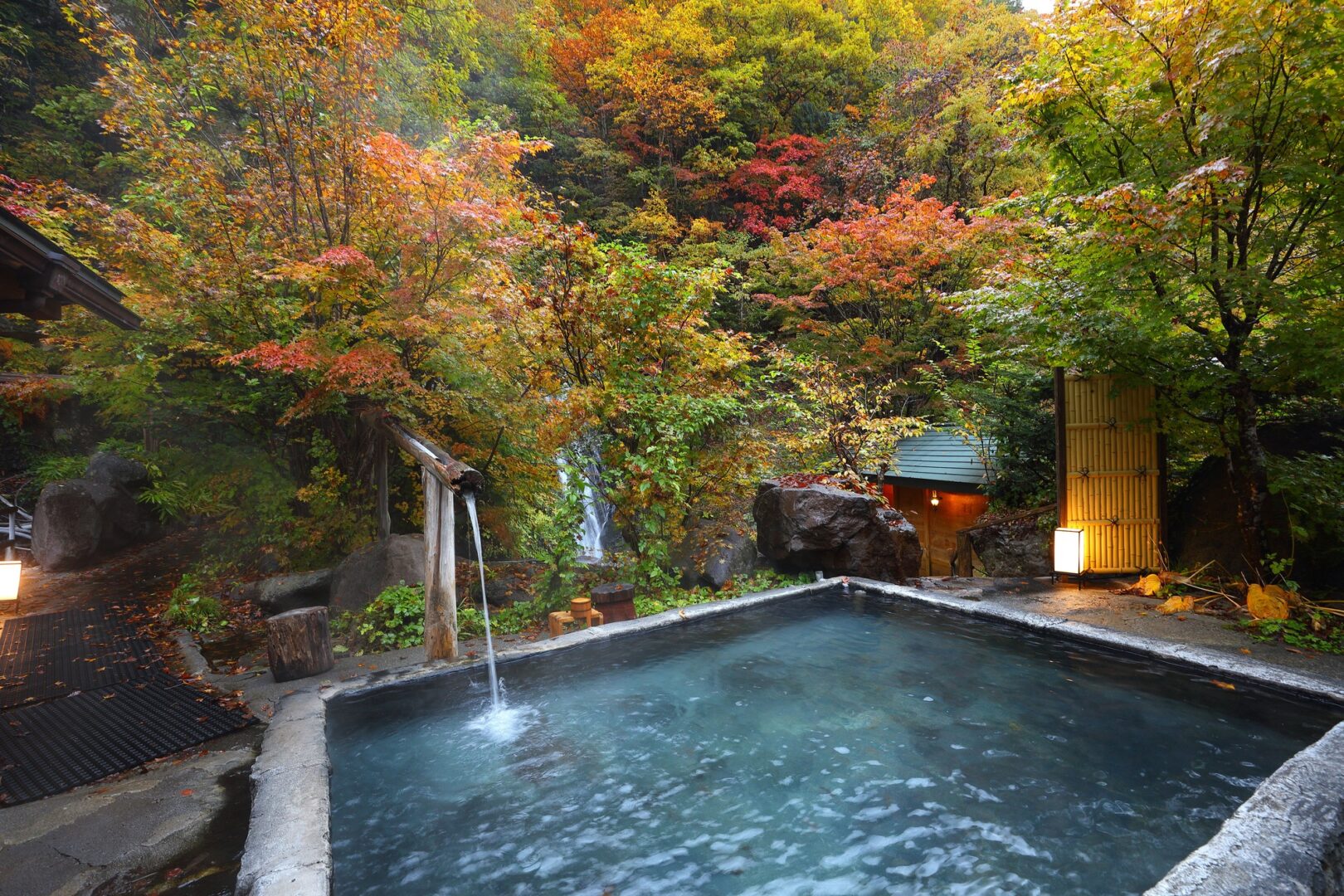 奥鬼怒温泉郷　八丁の湯
