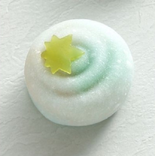 「緑陰(りょくいん)」