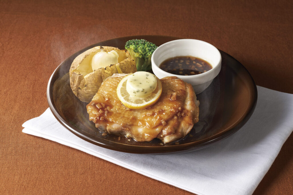 「徳島県産阿波尾鶏のステーキ(1429円(税込))」